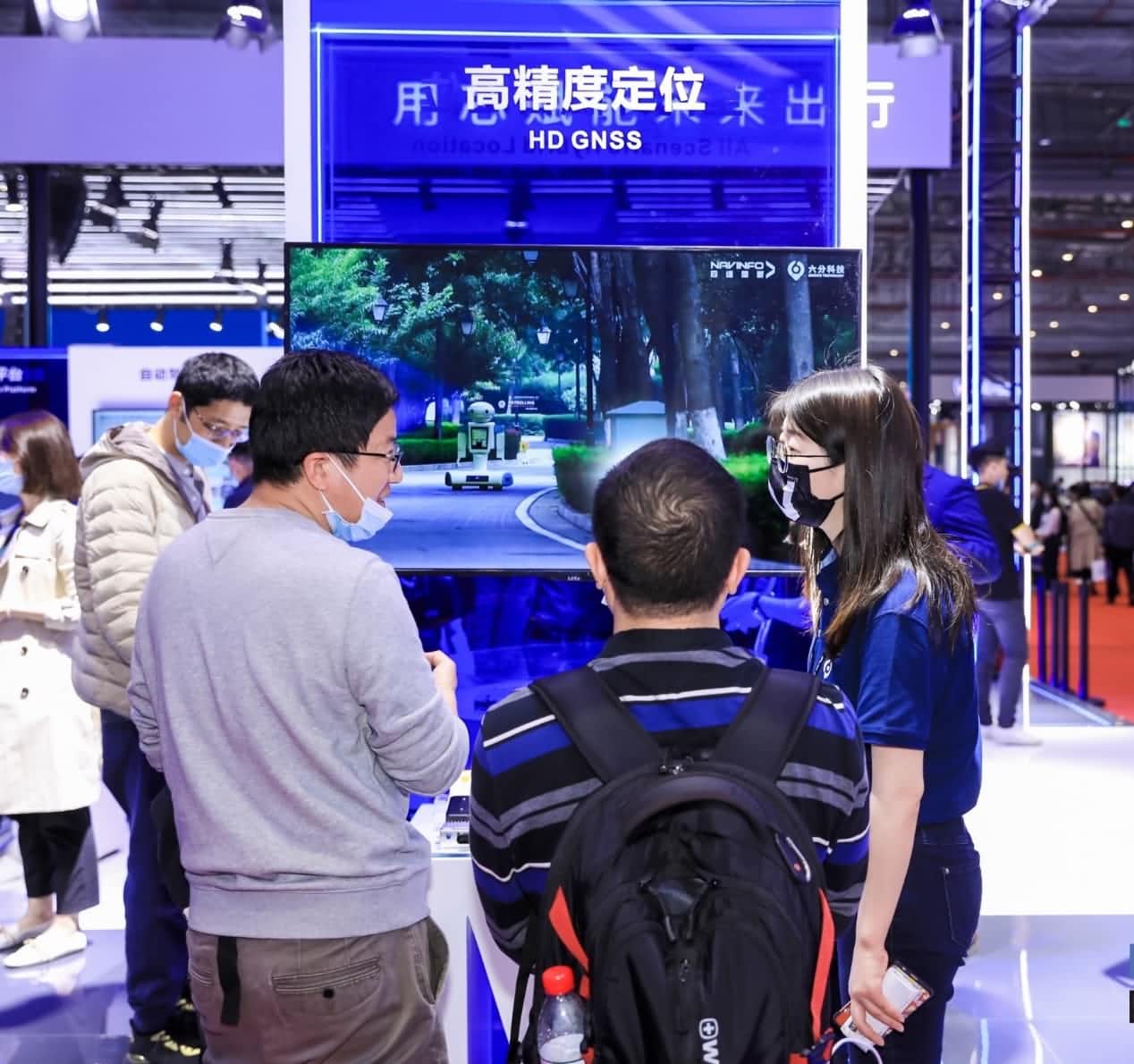 ��չ����ʱ|���ֿƼ��߾��ȶ�λ���������Զ���ʻ������