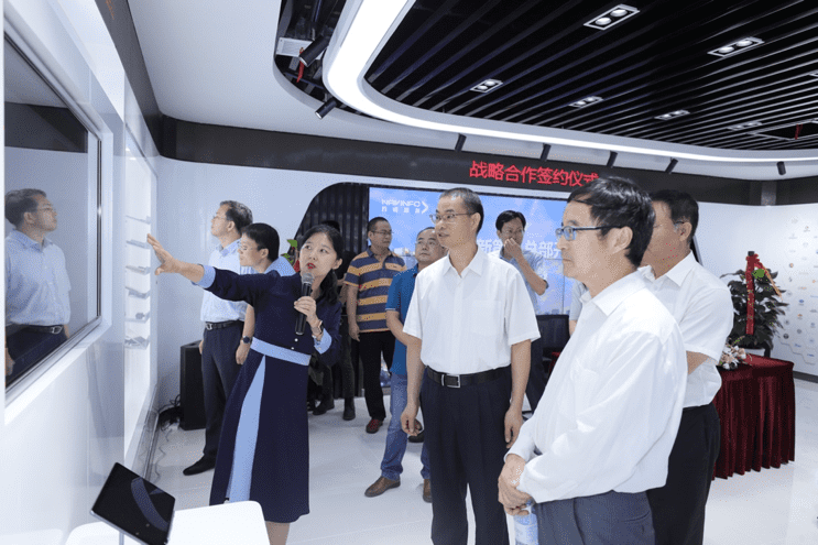 ceef6fbd-98d5-4bd5-9606-f18f671fb214